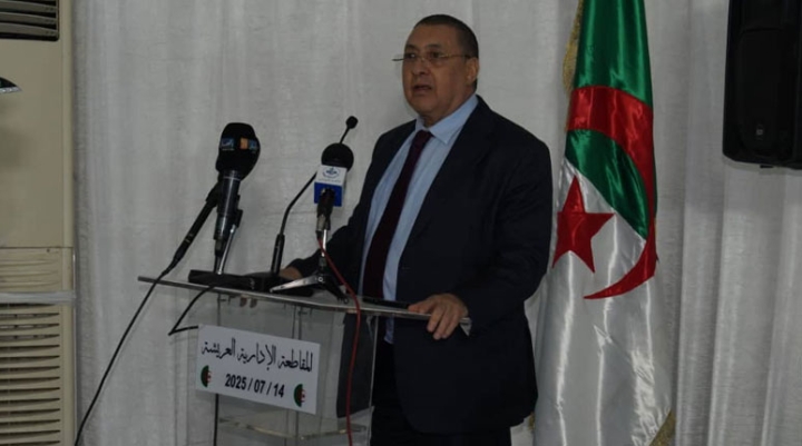 ترقية المقاطعات الإدارية تدريجيا إلى ولايات