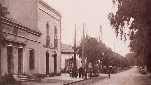 من الذاكرة