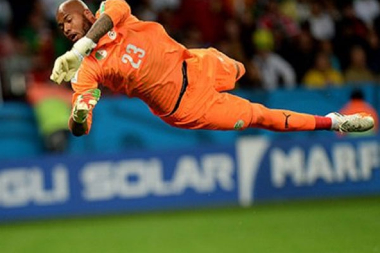 مبولحي يفضل على عسلة وسيلعب أساسيا اليوم