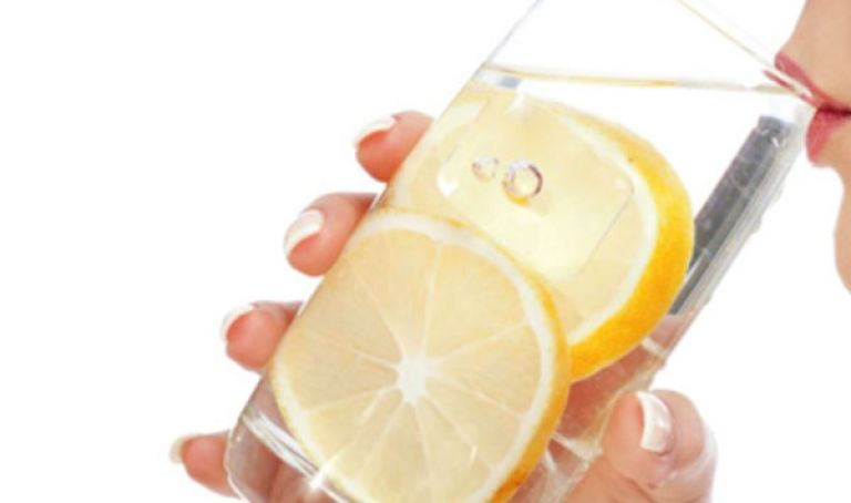 فوائد شرب الليمون