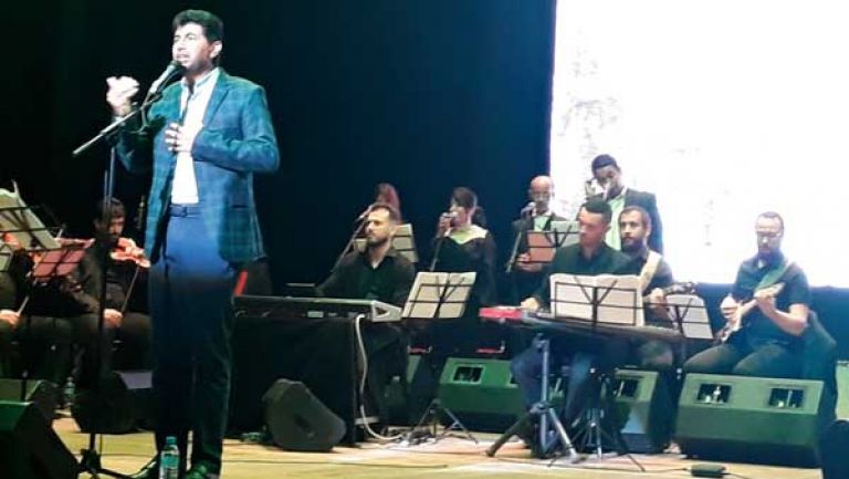 هشام يبدع في ”الفياشية”