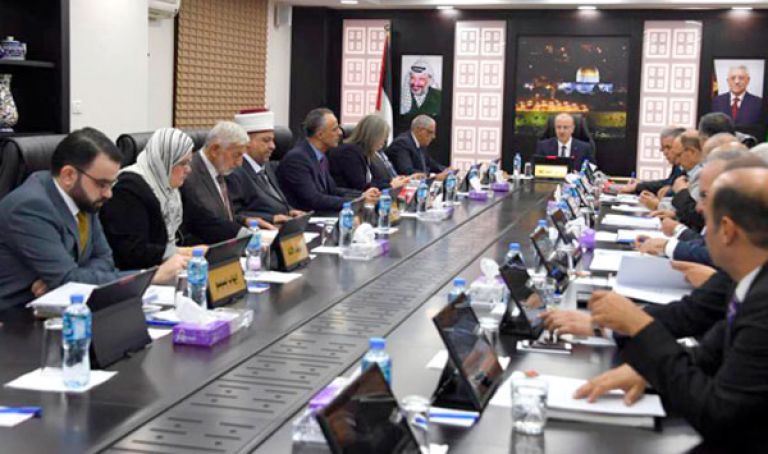 مؤتمر المشرفين على شؤون الفلسطينيين يدين الحملة ضد "الأنوروا"