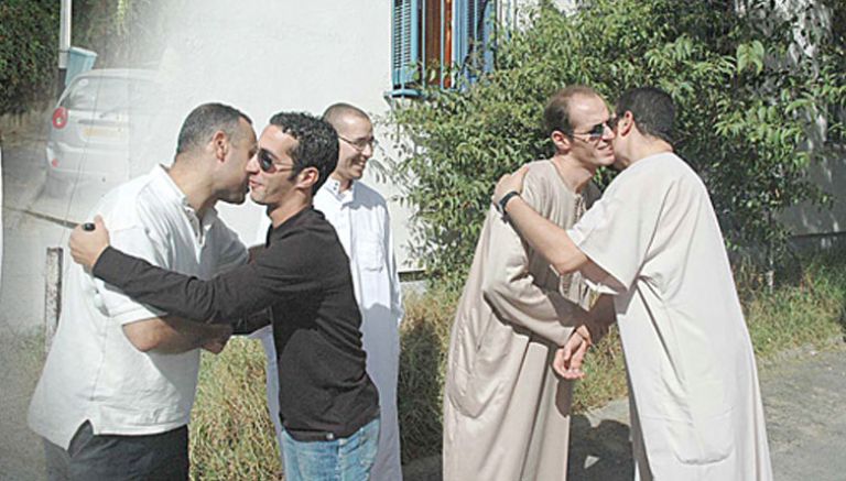 صور التغافر والتضامن تطبع يومي عيد الفطر