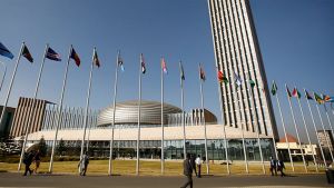 الاتحاد الإفريقي يطالب بتسليم السلطة للمدنيين
