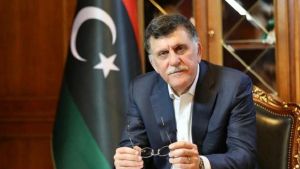 حكومة الوفاق الليبية تنفي عقد لقاء بين السراج وحفتر في باريس