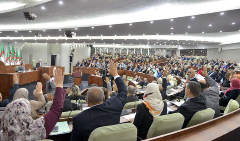 المصادقة بالأغلبية على مشروع قانون الصحة