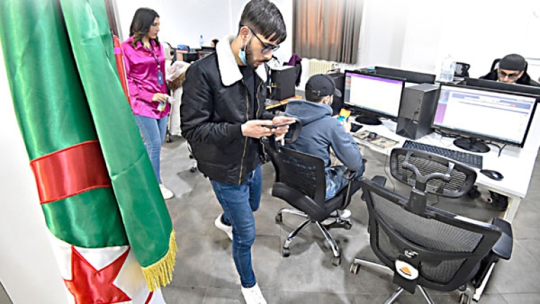 انطلاق مناقشة مذكرات تخرج مؤسّسة ناشئة