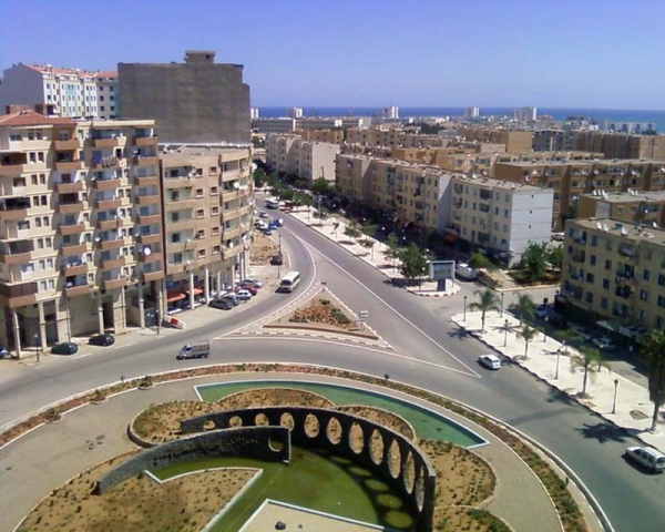 طلبة جامعة تمنراست في ضيافة ولاية بومرداس