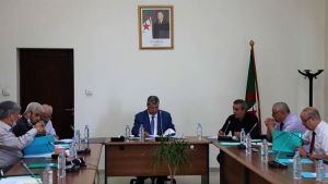 "الفاف" تنهي تكييف نصوصها مع قوانين "الفيفا"