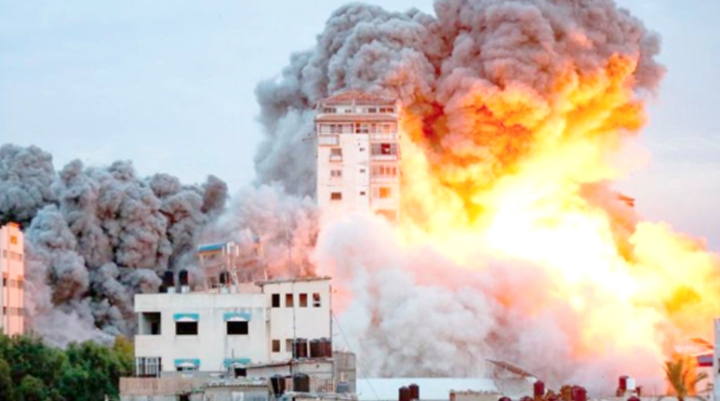 1.2 مليون فلسطيني في غزة تحت القصف الصهيوني المكثف