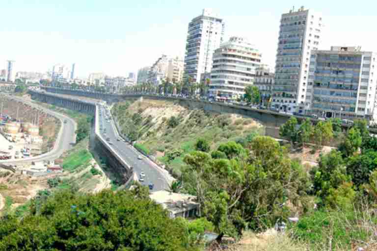 بلدية وهران بصدد استيلام عدة مشاريع تنموية