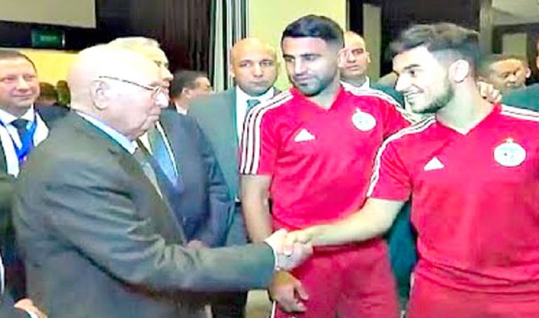 بن صالح يحضر نهائي الجزائر و السنغال
