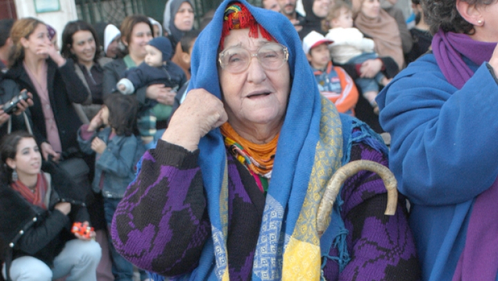 "بـلاصـة العــرب" قبلة العائلات لإحياء تقاليد "يناير"