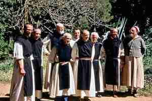 نحو منح رتبة القداسة لـ19 رجل دين كاثوليكي