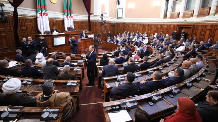 إزالة الطابع الجنائي ومراجعة العقوبات والغرامات