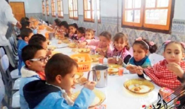 50 ألف تلميذ بقالمة يستفيدون من الإطعام