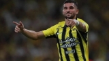 لاعب المنتخب الوطني حسام عوار