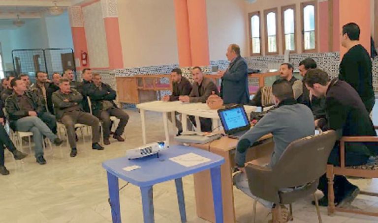 جيجل تناقش دور الصناعة التقليدية والحرف