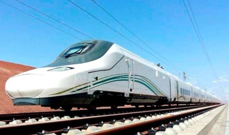 السعودية تدشن قطار الحرمين بين مكة والمدينة