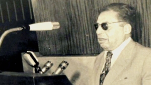شاعر الثورة مفدي زكريا