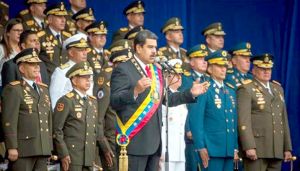  الرئيس الفنزويلي نيكولا مادورو دقائق قبل محاولة اغتياله بواسطة طائرة بدون طيار محملة بالمتفجرات