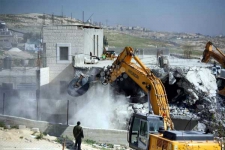 الاحتلال يهدد بهدم 13 ألف بناية في الضفة الغربية