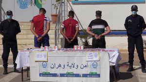 توقيف 3 أشخاص يستغلون قصرا في ترويج المهلوسات