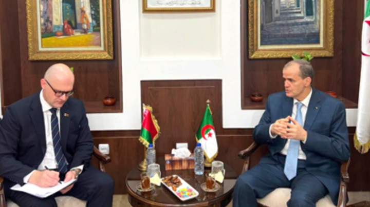 دعم التعاون الاقتصادي والتجاري بين الجزائر وبيلاروس