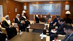 وزير الشؤون الخارجية والجالية الوطنية بالخارج، أحمد عطاف-وزير خارجية سلطنة عمان، بدر بن حمد بن حمود البوسعيدي