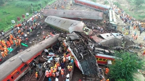 الجزائر تعزي عائلات ضحايا حادث القطارات بالهند