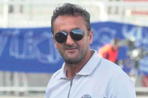 الناخب الوطني يستدعي 23 لاعبا