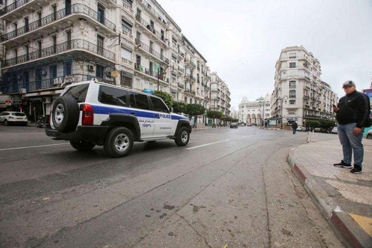 "حظر التجوال" من الحادية عشرة ليلا إلى الخامسة صباحا