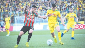 قمة في تيزي وزو..الوصافة في المزاد ونهائي البقاء بوهران