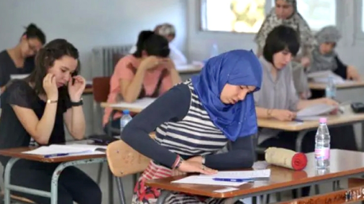 تعزيز المرافقة النّفسية لمترشّحي البكالوريا