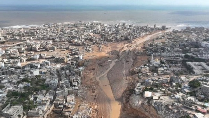 قرار بحبس مسؤولين في كارثة انهيار سدي درنة