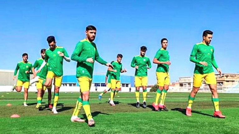التونسيان موالة و الطرابلسي يدعمان الطاقم الفني