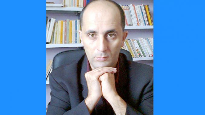 محمد جعفر يصدر &quot;كزجاجة في البحر&quot;