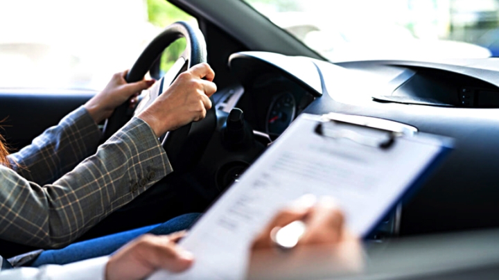 لا تخفيض في الغرامات.. ومادة في الثانوي للحصول على رخصة السياقة