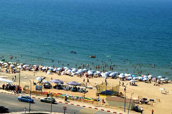 شاطئ "صابليار" ببومرداس مقصد العائلات بامتياز