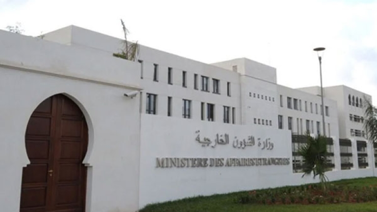 سفير الجزائر يعود إلى باريس.. واستئناف التواصل