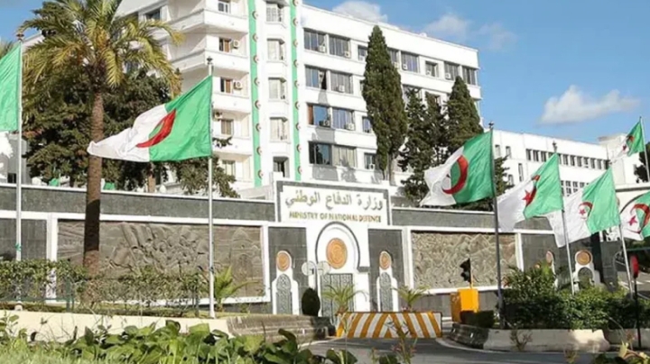 الجيش يجلي 10 جرحى إلى المستشفى المركزي بعين النعجة