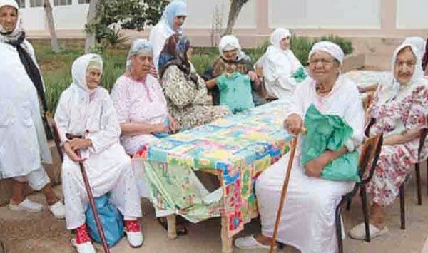 وجبة إفطار لفائدة أكثر من 70 مقيما في أجواء تضامنية