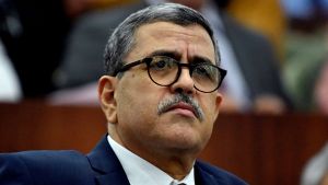 الوزير الأول عبد العزيز جراد
