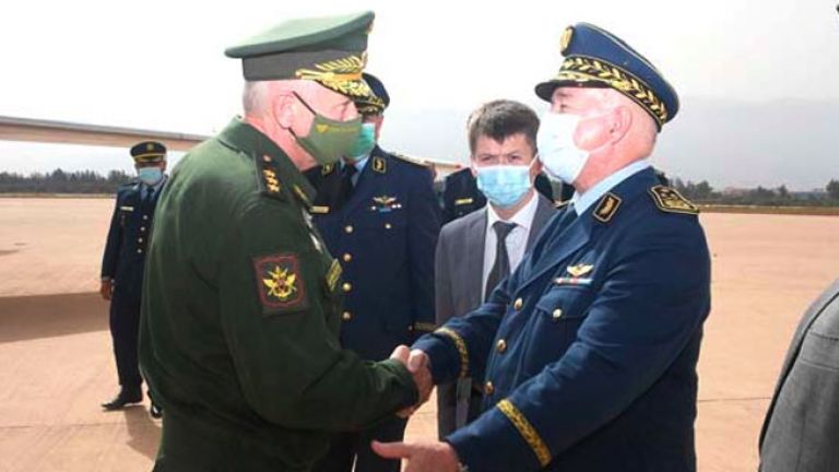 نائب وزير الدفاع لفدرالية روسيا يغادر الجزائر