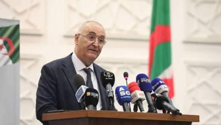 الجمارك جهاز محوري لتمويل الخزينة ومكافحة التهريب