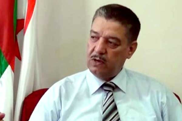 بوضياف يدعو للحذر عند استهلاك المواد الغذائية
