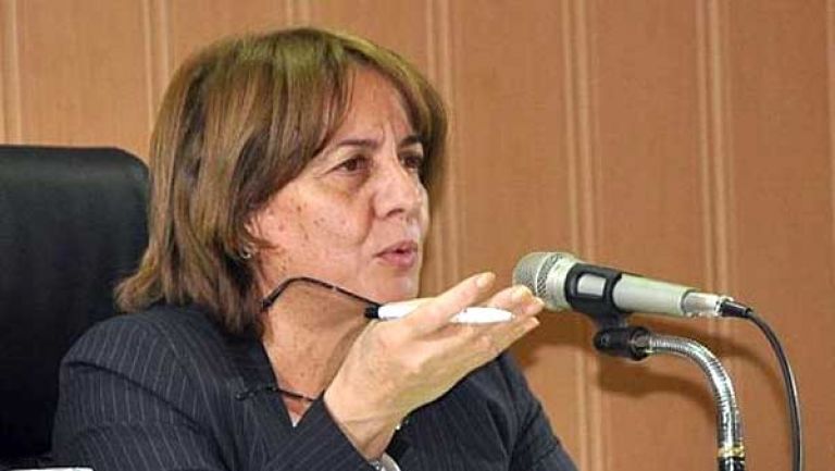 الدالية تؤكد على التكفل بالمرأة في وضع صعب