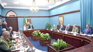 رئيس الجمهورية، القائد الأعلى للقوات المسلحة، وزير الدفاع الوطني، السيد عبد المجيد تبون