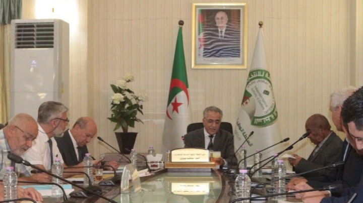 سلطة الانتخابات تضبط الجوانب القانونية المتعلقة بالترشّح
