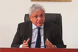 ”صيدال” مطالبة بالتحول إلى منظم أساسي لسوق الدواء